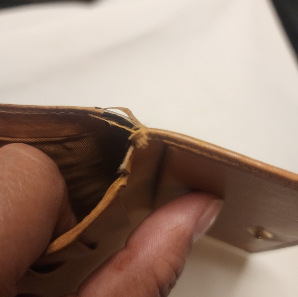 Authentic Vintage Celine Soft Leather Tri Fold Wallet - Picture 8 of 16